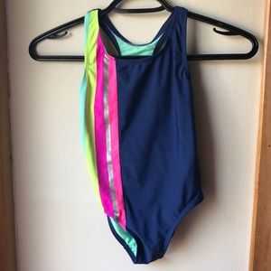 5/$30 Size 6 one piece swimsuit